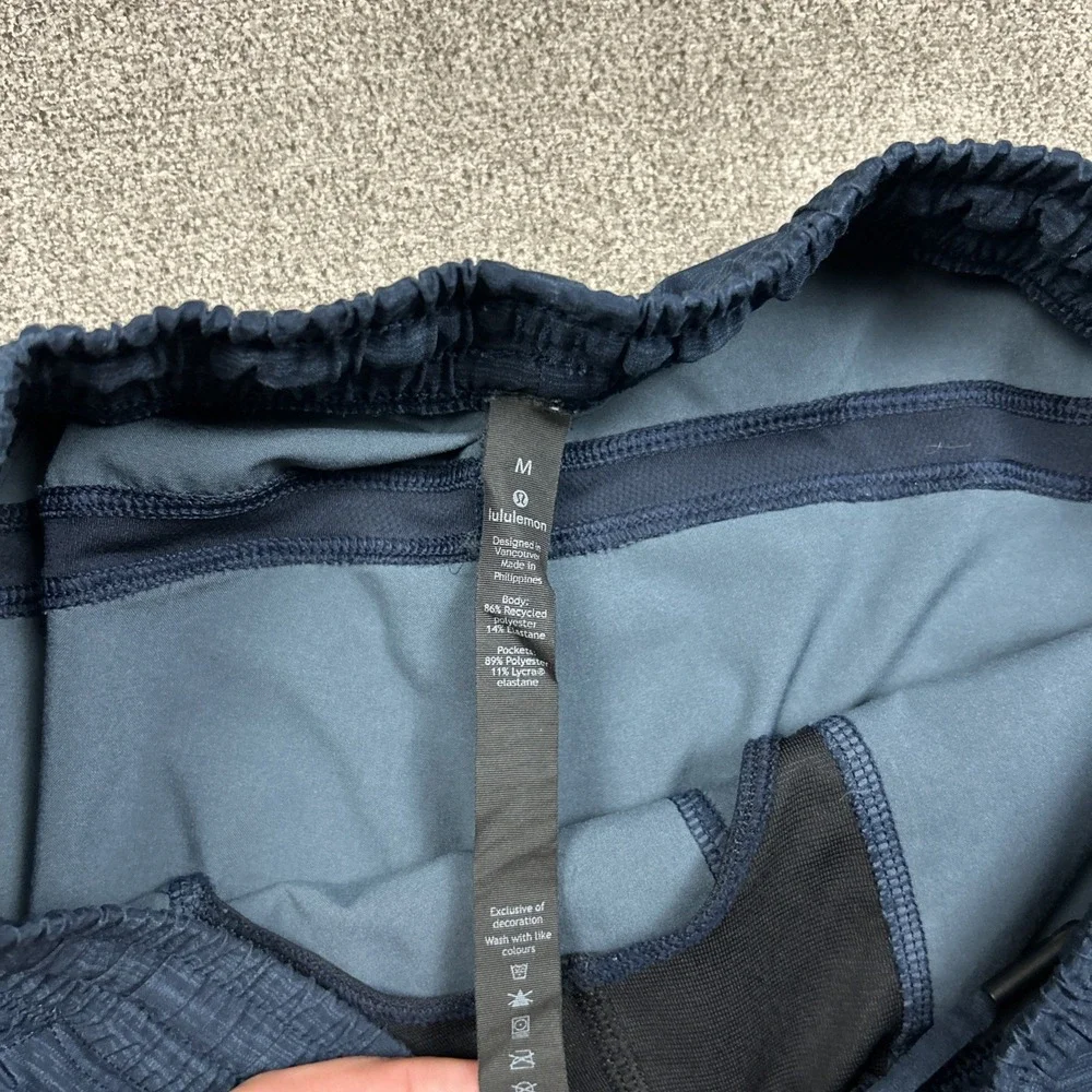 Lululemon Mens Size Medium Pace Breaker Unlined Short 9